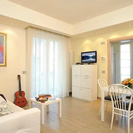 Apartamento Astra Apartment's *