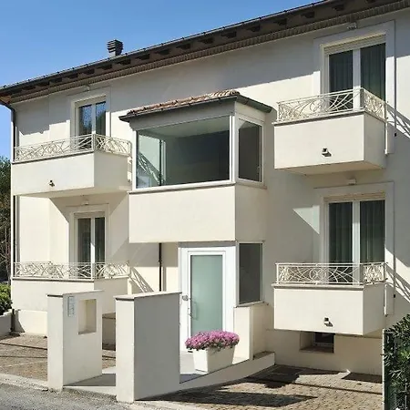 Appartamento Astra Apartment's